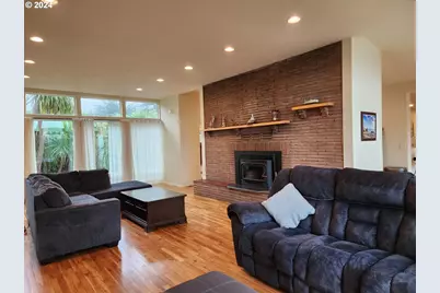 654 Madrona Ave, Port Orford, OR 97465 - Photo 11