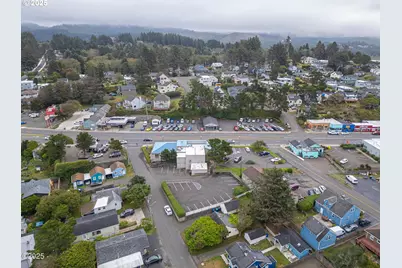 1540 NW 20th St, Lincoln City, OR 97367 - Photo 37