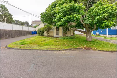 1540 NW 20th St, Lincoln City, OR 97367 - Photo 1