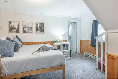 1540 NW 20th St, Lincoln City, OR 97367 - Photo 9