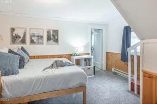 1540 NW 20th St, Lincoln City, OR 97367 - Photo 9