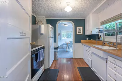 1540 NW 20th St, Lincoln City, OR 97367 - Photo 19