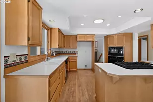 1573 NW City View Dr, Bend, OR 97703 - Photo 23