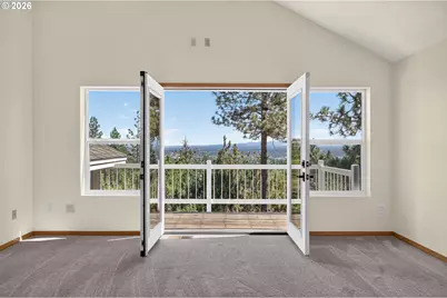 1573 NW City View Dr, Bend, OR 97703 - Photo 13