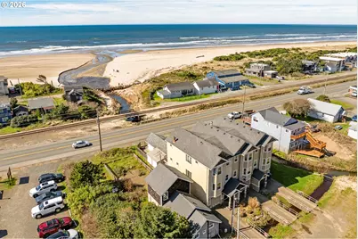 547 S Front St, Rockaway Beach, OR 97136 - Photo 21
