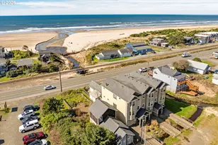 547 S Front St, Rockaway Beach, OR 97136 - Photo 21