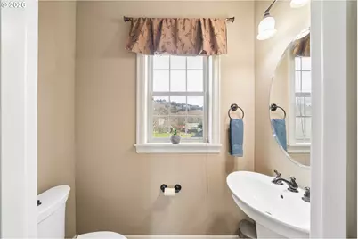 547 S Front St, Rockaway Beach, OR 97136 - Photo 15