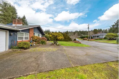 1545 N 20th St, Coos Bay, OR 97420 - Photo 5