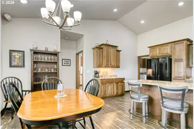527 SW Quinney Pl, Pendleton, OR 97801 - Photo 9