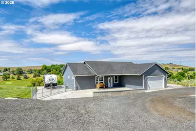 527 SW Quinney Pl, Pendleton, OR 97801 - Photo 1