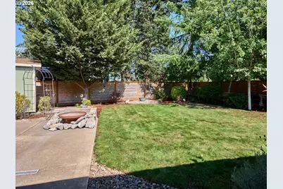 725 Thyme Loop, Silverton, OR 97381 - Photo 31