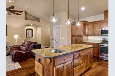725 Thyme Loop, Silverton, OR 97381 - Photo 17