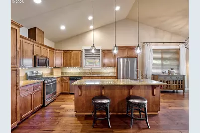 725 Thyme Loop, Silverton, OR 97381 - Photo 13