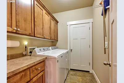 725 Thyme Loop, Silverton, OR 97381 - Photo 27