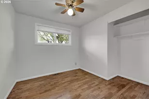 1138 W 7th Pl, Junction City, OR 97448 - Photo 17