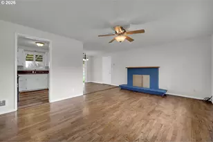 1138 W 7th Pl, Junction City, OR 97448 - Photo 9