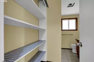 1138 W 7th Pl, Junction City, OR 97448 - Photo 13