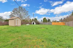 1138 W 7th Pl, Junction City, OR 97448 - Photo 29