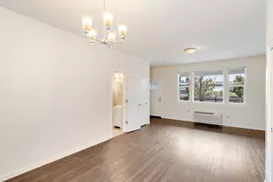 10829 E Burnside St, Portland, OR 97216 - Photo 21