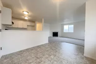 1108 NE Tamera Ln, Portland, OR 97220 - Photo 9