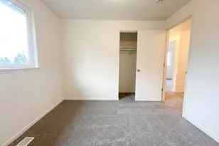 1108 NE Tamera Ln, Portland, OR 97220 - Photo 15