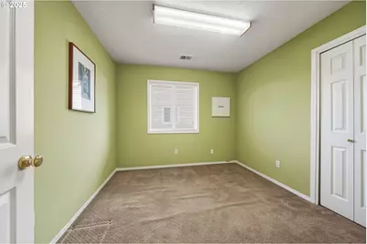 3075 NE 4th Ave, Hillsboro, OR 97124 - Photo 21