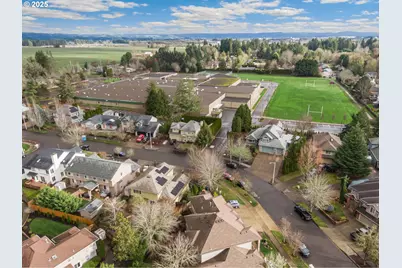 3075 NE 4th Ave, Hillsboro, OR 97124 - Photo 31