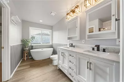 3075 NE 4th Ave, Hillsboro, OR 97124 - Photo 15