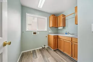 3075 NE 4th Ave, Hillsboro, OR 97124 - Photo 23