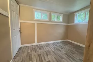 570 N 10th St, Cornelius, OR 97113 - Photo 7