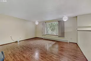 223 SW Taylors Ferry Rd, Portland, OR 97219 - Photo 5