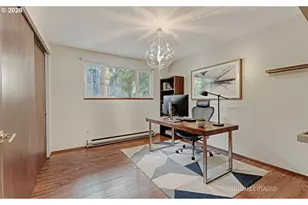 223 SW Taylors Ferry Rd, Portland, OR 97219 - Photo 17