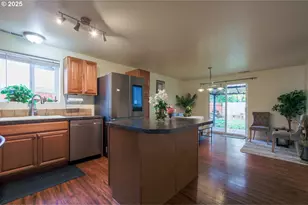 809 SW 22nd Ave, Battle Ground, WA 98604 - Photo 11