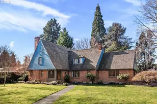 1833 SE Exeter Dr, Portland, OR 97202 - Photo 3