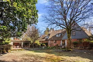 1833 SE Exeter Dr, Portland, OR 97202 - Photo 39