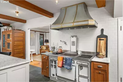 1833 SE Exeter Dr, Portland, OR 97202 - Photo 19