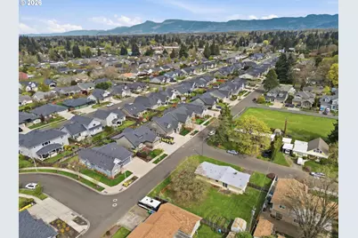 3698 Revell St, Eugene, OR 97404 - Photo 31