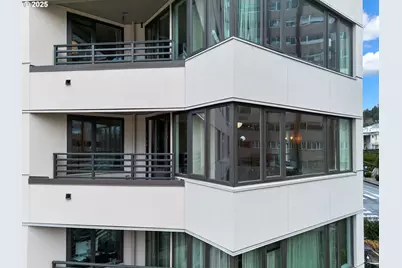 2245 SW Park Pl #3A, Portland, OR 97205 - Photo 35