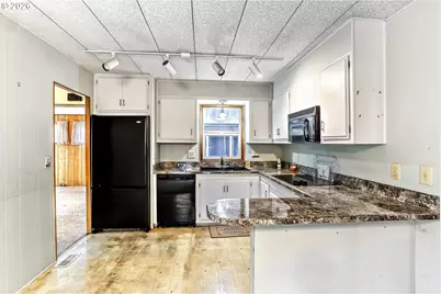 11602 SW Royal Villa Dr, Tigard, OR 97224 - Photo 5