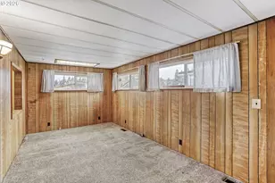 11602 SW Royal Villa Dr, Tigard, OR 97224 - Photo 7