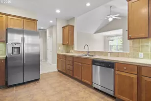 4890 Summerlinn Way, West Linn, OR 97068 - Photo 11