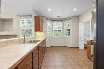 4890 Summerlinn Way, West Linn, OR 97068 - Photo 9