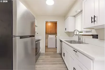 3836 SE 91st Ave, Portland, OR 97266 - Photo 11