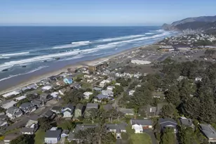 1708 NW 38th St, Lincoln City, OR 97367 - Photo 37