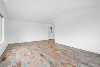 315 SW 5th Ct, Canby, OR 97013 - Photo 9
