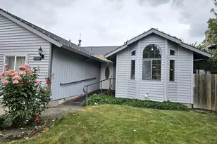 8563 SW Hamlet St, Portland, OR 97224 - Photo 3