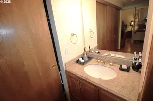 8563 SW Hamlet St, Portland, OR 97224 - Photo 17