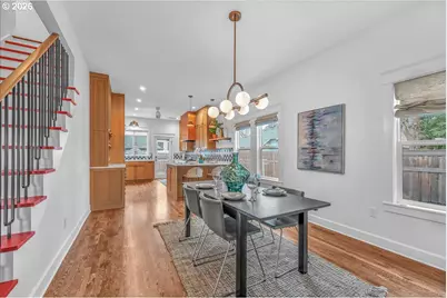 1017 NE Skidmore St, Portland, OR 97211 - Photo 9