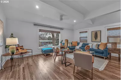 1017 NE Skidmore St, Portland, OR 97211 - Photo 7