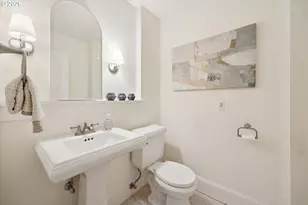 26 Monticello Dr, Lake Oswego, OR 97035 - Photo 39